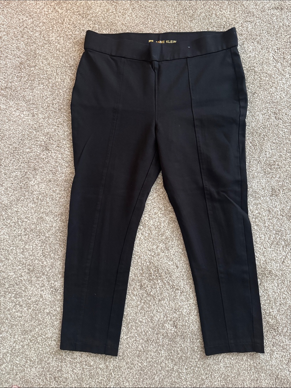 Anne Klein Black Cropped Ponte Ankle Pants